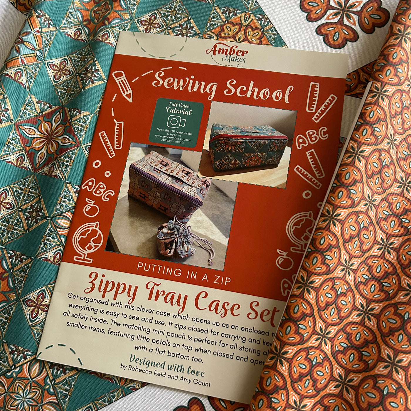 Sewing School Zippy Traycase – Portuguese Tiles Sewing Kit