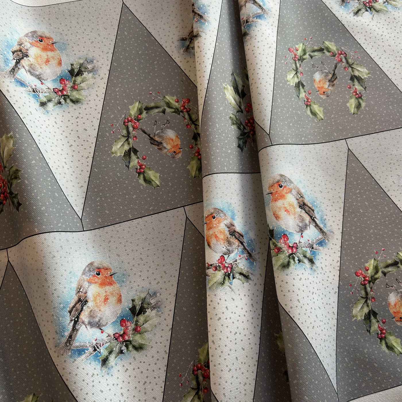 A Row of Robins - Grey Bunting Sewing Kit