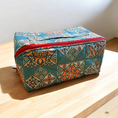 Sewing School Zippy Traycase – Portuguese Tiles Sewing Kit